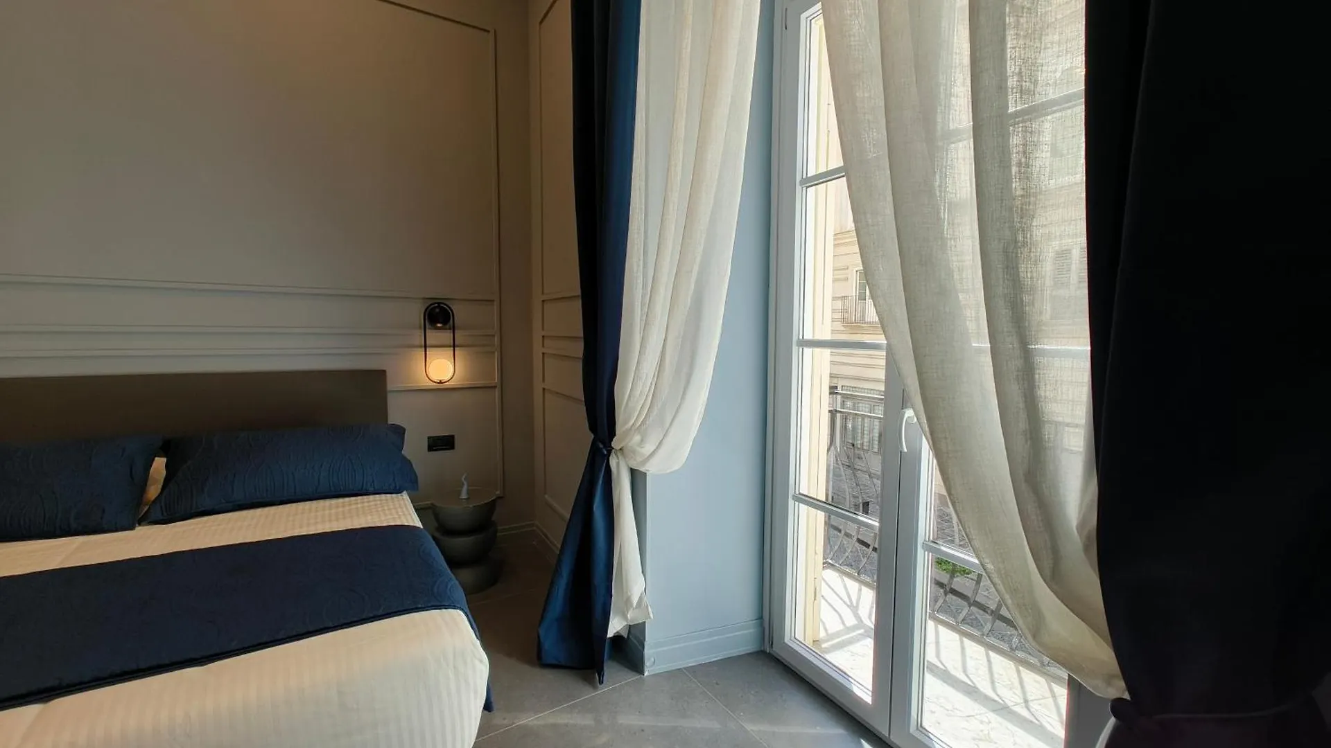 Philosofia Naples